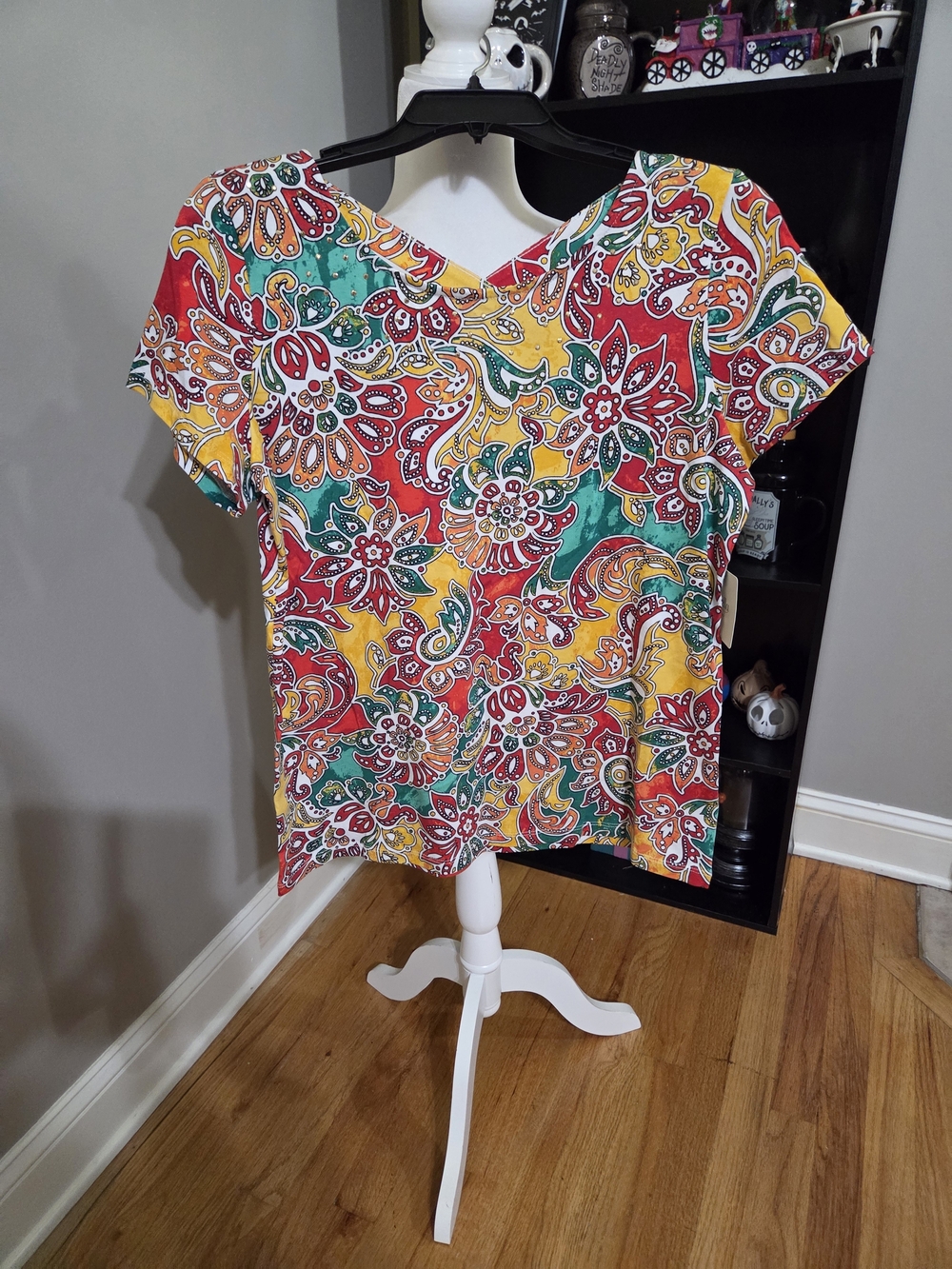 Rafaella Short Sleeve V-Neck Top - Red, Yellow & Green Paisley